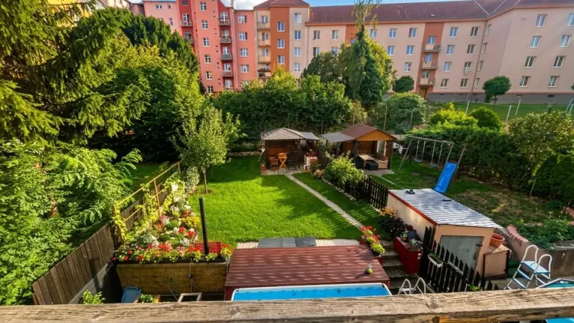 Prodej atypického bytu, Teplice, Ruská, 139 m2