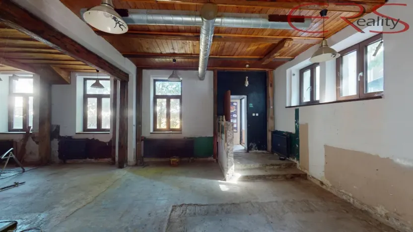 Pronájem obchodního prostoru, Jablonec nad Nisou, U Jeslí, 123 m2