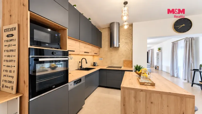 Prodej rodinného domu, Kropáčova Vrutice, 165 m2
