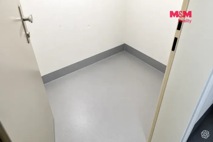 Prodej bytu 1+kk, Praha - Horní Měcholupy, Modenská, 36 m2