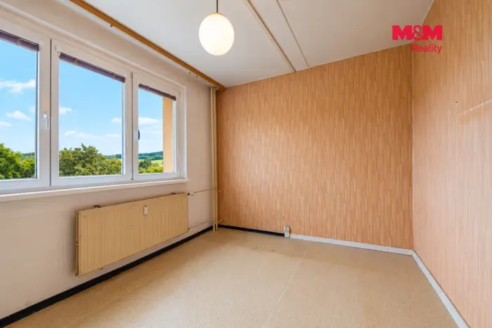 Prodej bytu 3+1, Cvikov - Cvikov II, Sídliště, 76 m2