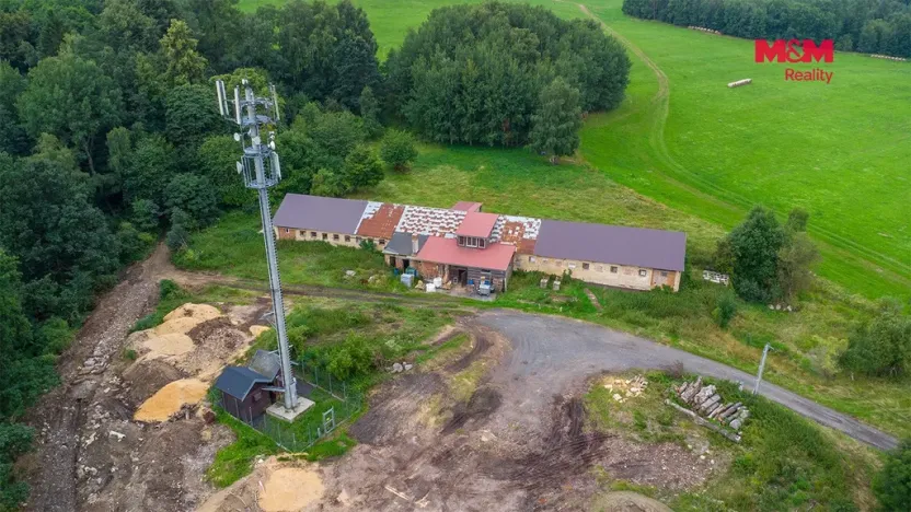 Pronájem skladu, Kunratice u Cvikova, 300 m2