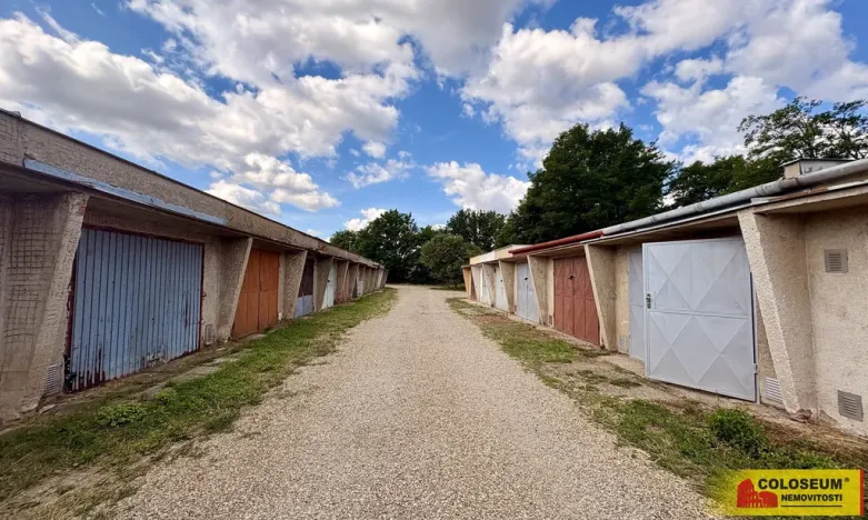 Prodej garáže, Ivančice - Letkovice, 22 m2