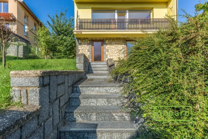 Prodej rodinného domu, Sedlčany, Seifertova, 204 m2
