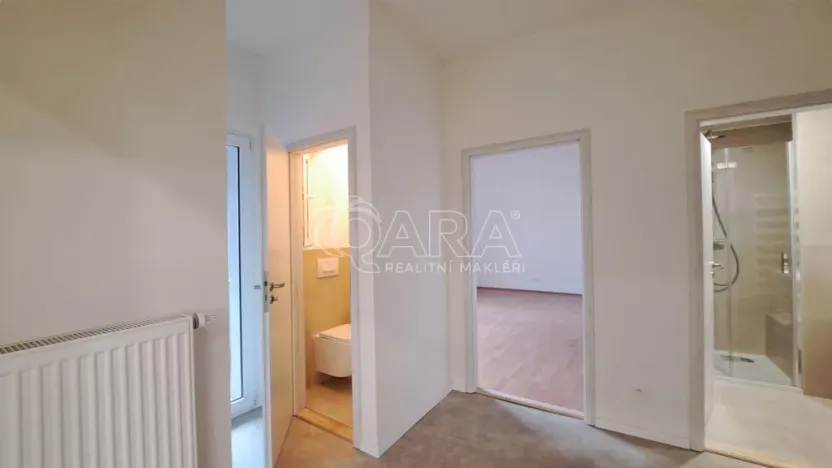 Pronájem bytu 2+kk, Praha - Holešovice, Komunardů, 49 m2
