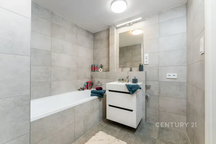 Pronájem bytu 2+kk, Praha - Hostivař, 47 m2