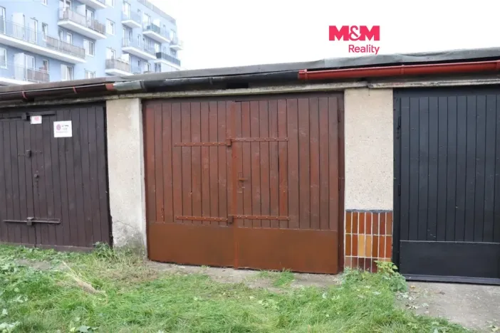 Prodej garáže, Praha, Novobohdalecká, 18 m2