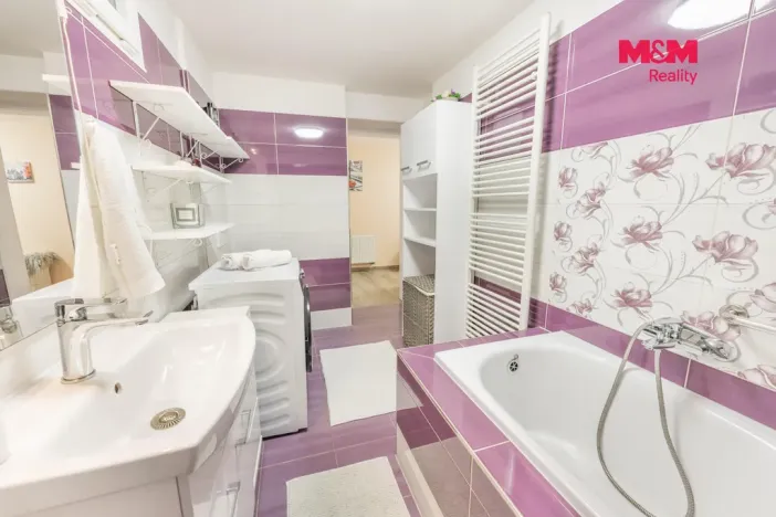 Prodej rodinného domu, Klobuky - Kobylníky, 204 m2