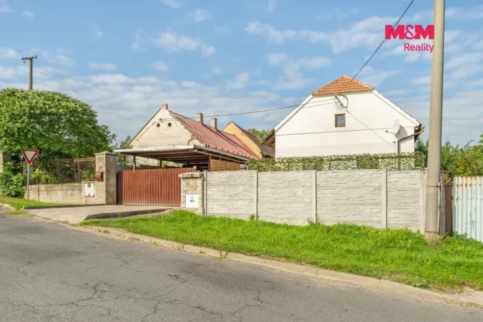 Prodej rodinného domu, Klobuky - Kobylníky, 204 m2