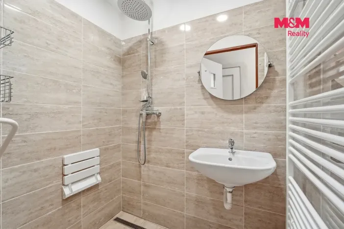 Prodej rodinného domu, Bělá pod Bezdězem, Družební, 150 m2