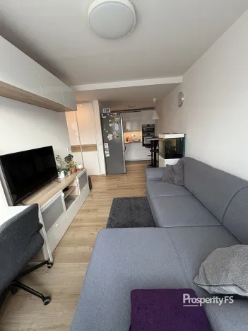 Pronájem bytu 2+kk, Kladno - Kročehlavy, Švýcarská, 42 m2