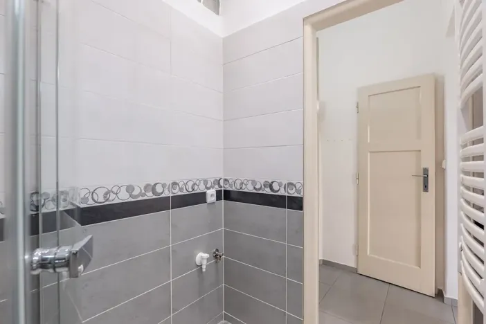 Pronájem bytu 2+kk, Praha - Nové Město, Novomlýnská, 57 m2