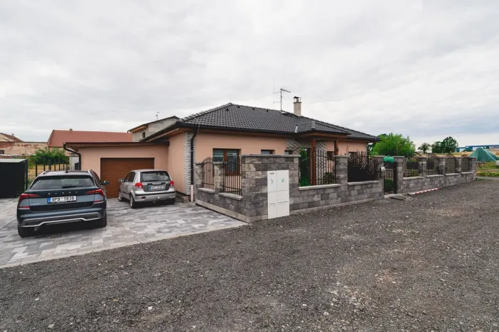 Prodej rodinného domu, Úherce, Východní, 115 m2