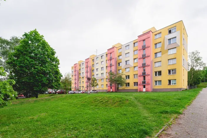 Prodej bytu 3+1, Plzeň - Doubravka, Popelnicová, 66 m2