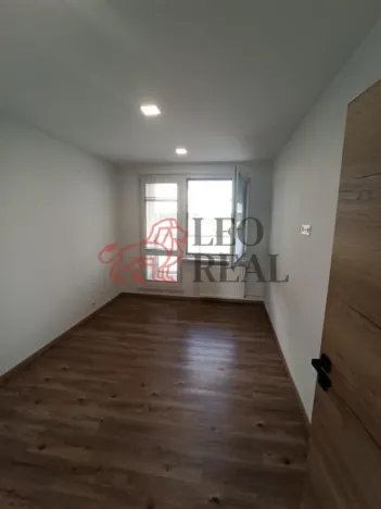 Prodej bytu 3+1, Hodonín, Jižní, 71 m2