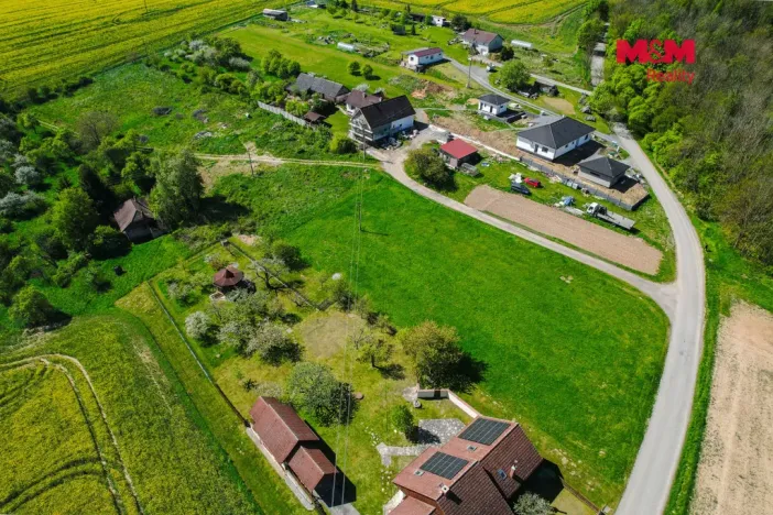 Prodej pozemku pro bydlení, Halenkovice, 772 m2