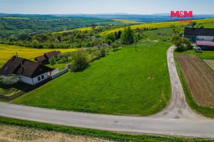 Prodej pozemku pro bydlení, Halenkovice, 772 m2