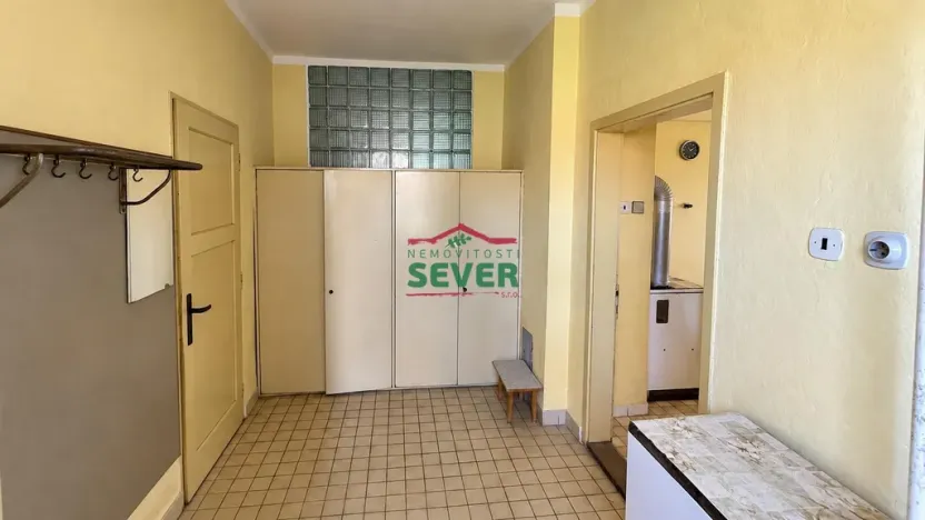 Prodej rodinného domu, Křesín - Levousy, 241 m2