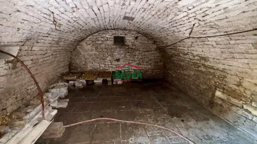 Prodej rodinného domu, Křesín - Levousy, 241 m2
