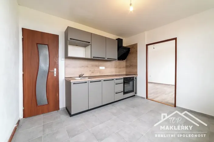 Prodej bytu 3+1, Zásmuky, Družstevní, 80 m2