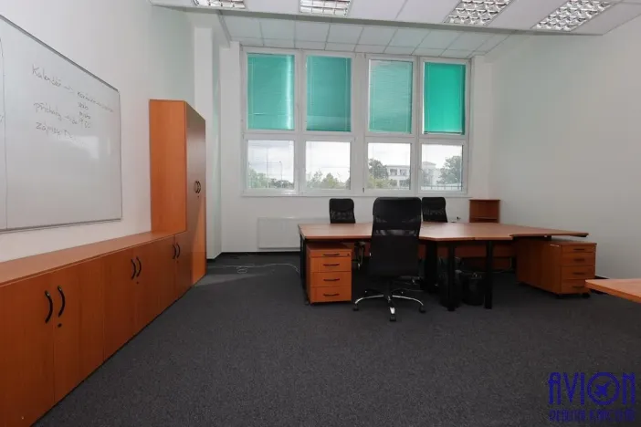 Pronájem kanceláře, Praha - Modřany, Mezi vodami, 400 m2