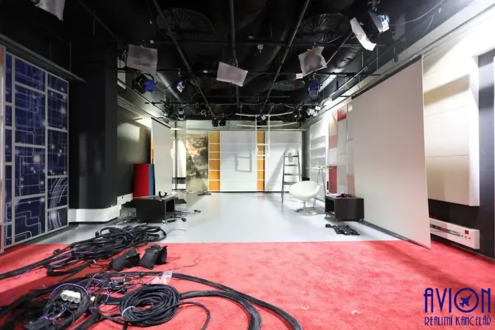 Pronájem kanceláře, Praha - Modřany, Mezi vodami, 400 m2