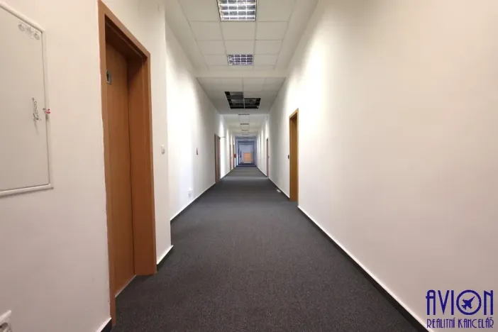 Pronájem kanceláře, Praha - Modřany, Mezi vodami, 400 m2