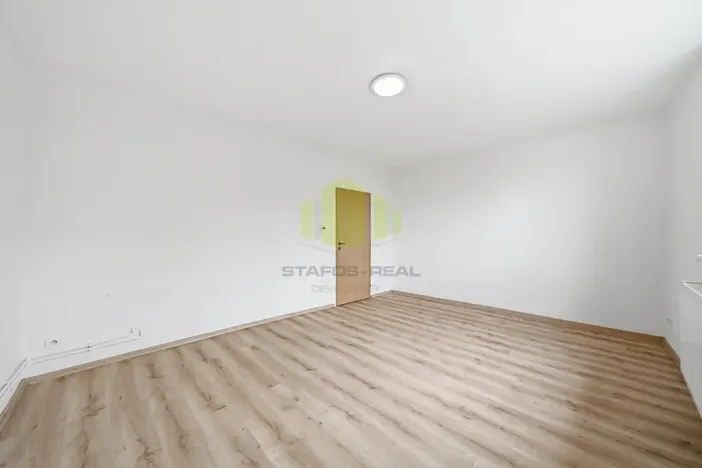 Pronájem bytu 1+1, Prostějov, nám. Spojenců, 37 m2