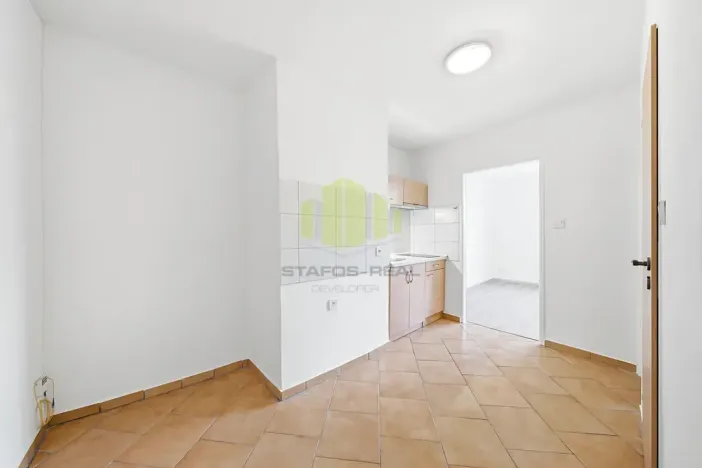 Pronájem bytu 1+1, Prostějov, nám. Spojenců, 37 m2