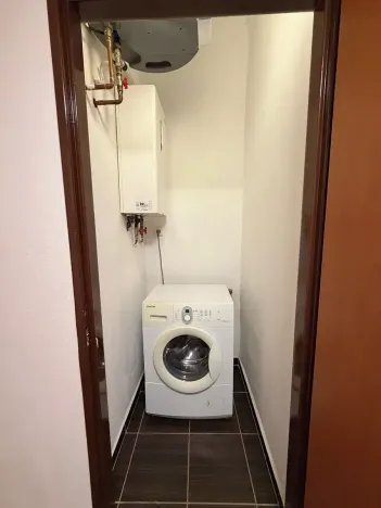 Pronájem bytu 2+1, Praha - Michle, Nuselská, 55 m2