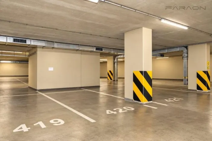 Pronájem bytu 2+kk, Praha - Vinohrady, Korunní, 89 m2