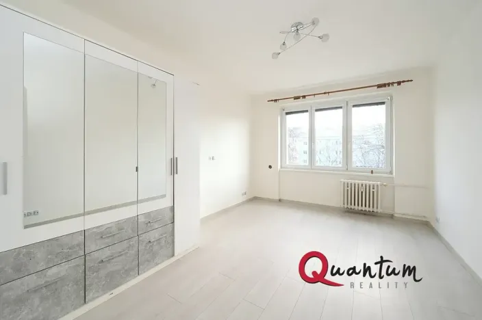 Pronájem bytu 3+1, Praha - Hloubětín, Poděbradská, 72 m2