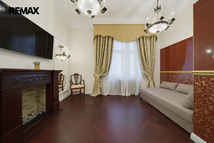 Prodej bytu 2+1, Karlovy Vary, nábřeží Jana Palacha, 65 m2