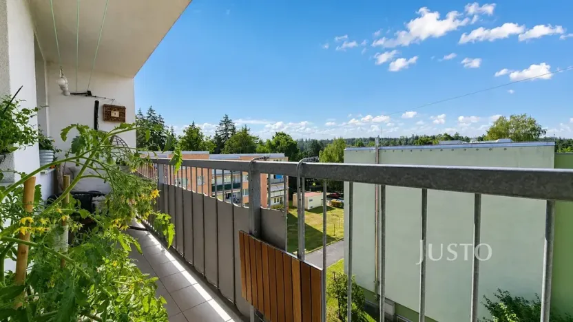 Prodej bytu 4+kk, Kamenice, Sídliště II, 77 m2