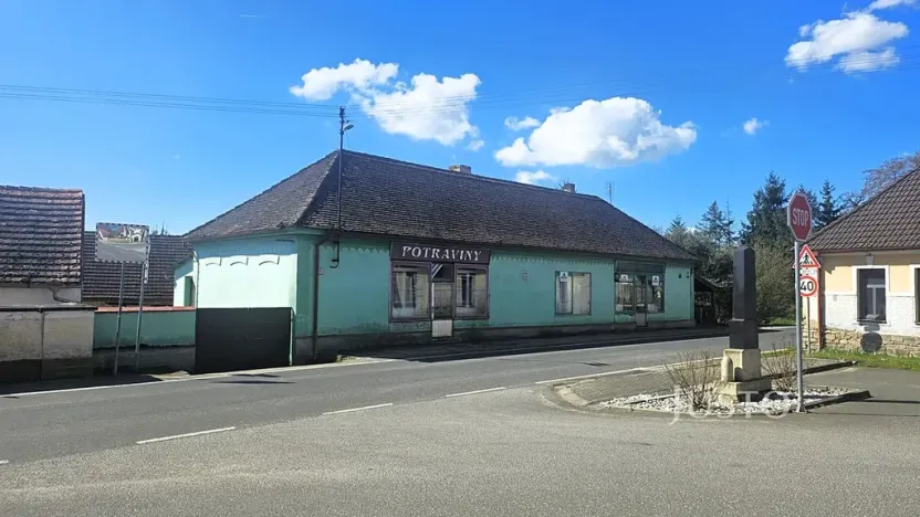 Prodej rodinného domu, Dobev, 180 m2
