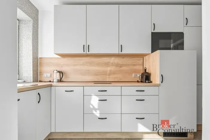 Pronájem bytu 1+kk, Žacléř, Rýchorské náměstí, 36 m2