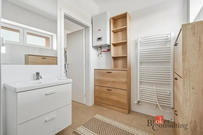 Pronájem bytu 1+kk, Žacléř, Rýchorské náměstí, 36 m2