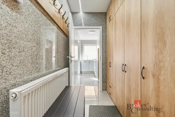 Pronájem bytu 1+kk, Žacléř, Rýchorské náměstí, 36 m2
