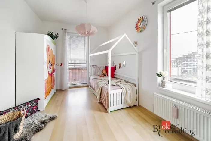 Pronájem bytu 3+kk, Praha - Hloubětín, Nademlejnská, 85 m2