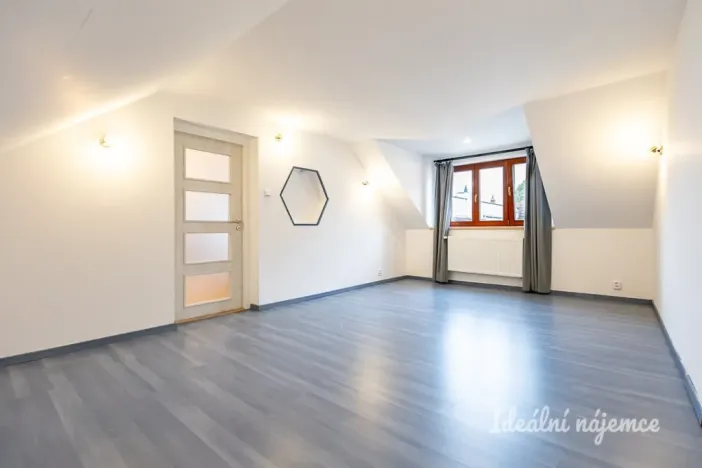 Pronájem rodinného domu, Brandýs nad Labem-Stará Boleslav - Stará Boleslav, Železná, 140 m2