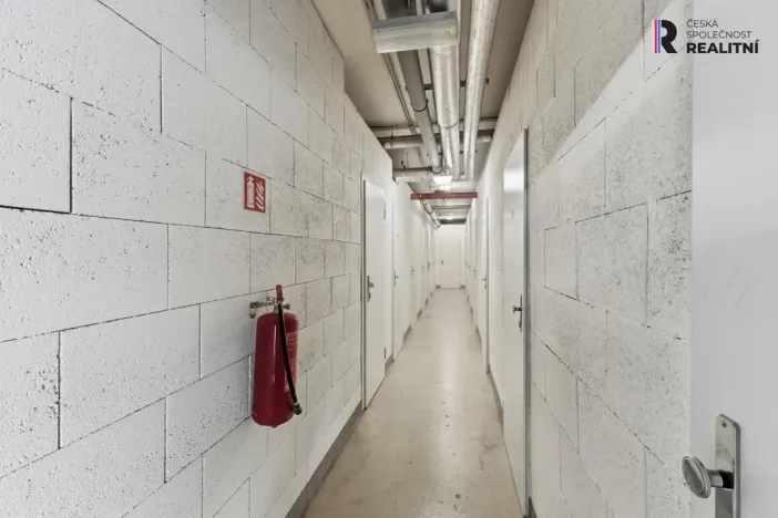 Pronájem bytu 1+kk, Praha - Třebonice, Do zahrádek I, 29 m2