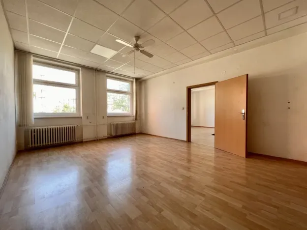 Pronájem kanceláře, Brno, Juliánovské náměstí, 98 m2