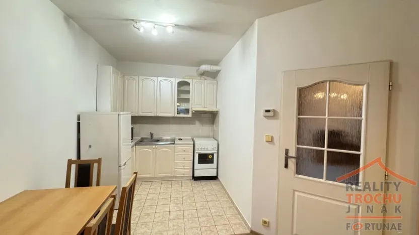 Prodej bytu 2+kk, Hradec Králové, Pardubická, 48 m2