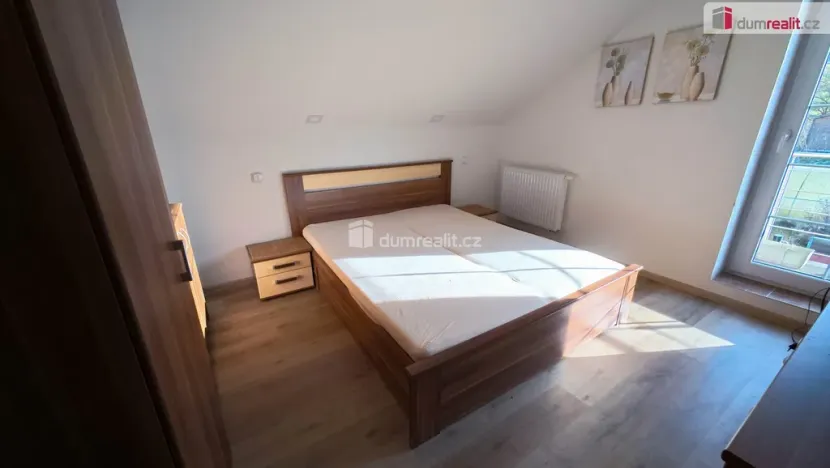 Pronájem rodinného domu, Bystřice - Ouběnice, 300 m2
