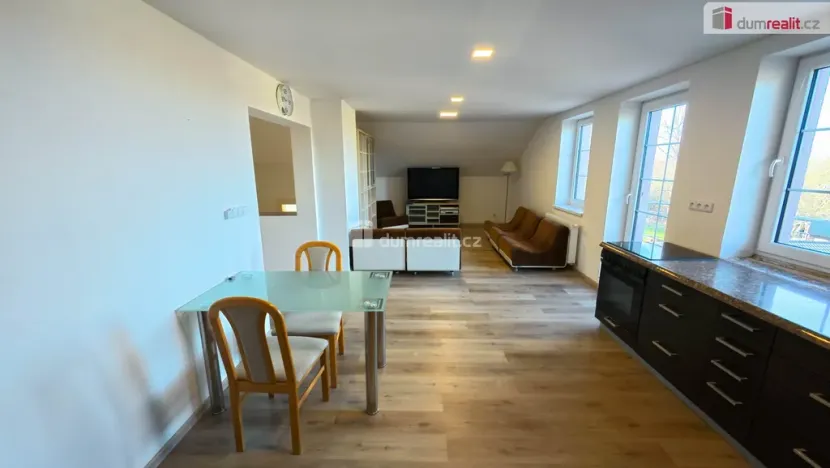 Pronájem rodinného domu, Bystřice - Ouběnice, 300 m2