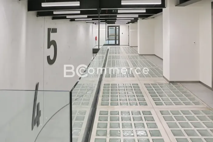 Pronájem kanceláře, Brno, Lazaretní, 380 m2