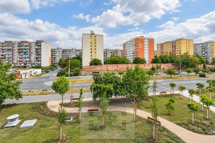 Pronájem bytu 2+kk, Praha - Černý Most, Arnošta Valenty, 41 m2