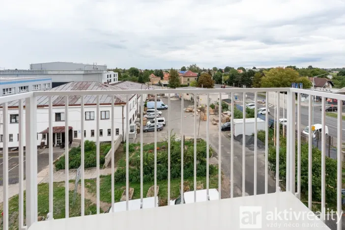 Pronájem bytu 2+kk, Praha - Kbely, Mladoboleslavská, 46 m2