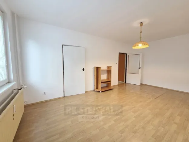 Pronájem bytu 1+1, Český Krumlov - Plešivec, 42 m2