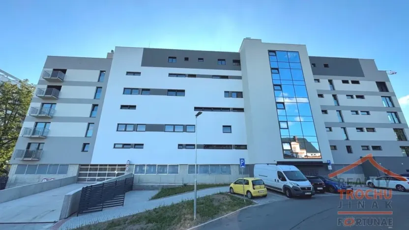 Prodej bytu 2+kk, Hradec Králové, Pod Zámečkem, 43 m2